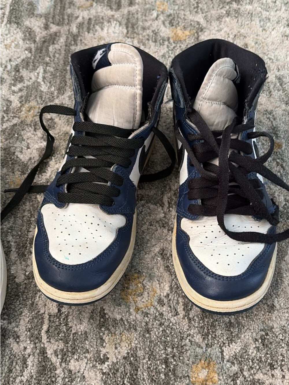 Boys Nike air Jordan 1 Navy and White High-Top Sneakers